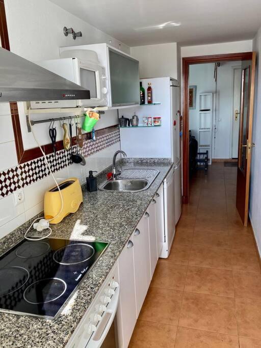 Coqueto Apartamento Para 4 Personas En Tarifa Exterior photo